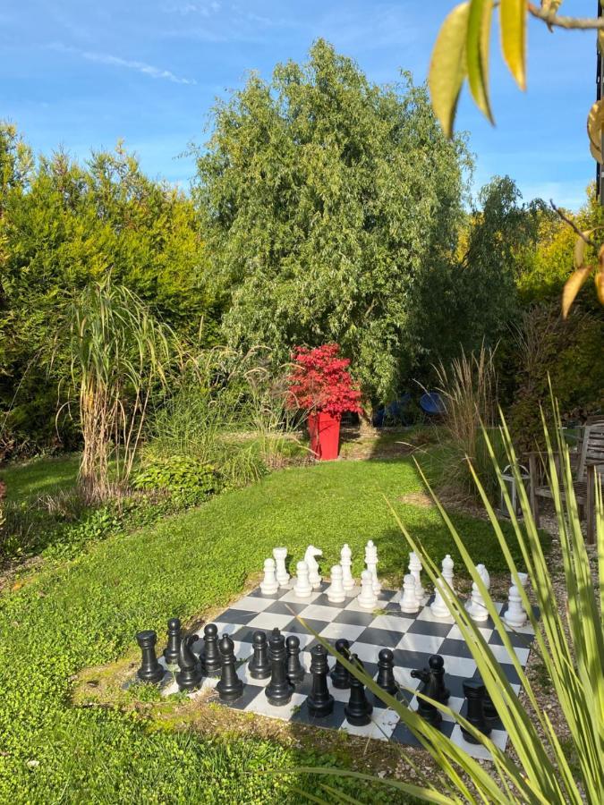 Le Gite Du Puit Des Granges Faux-Vesigneul Bagian luar foto